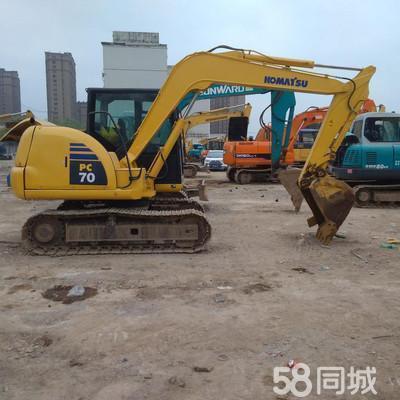 路面機(jī)械租賃與室外裝飾裝潢工程 現(xiàn)代建筑的雙重支柱